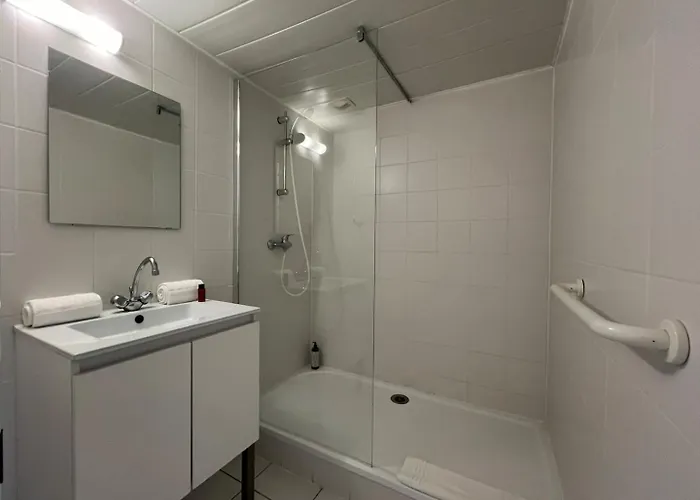 25m2 Grande Plage, Hypercentre, Balcon 아파트 비아히쯔